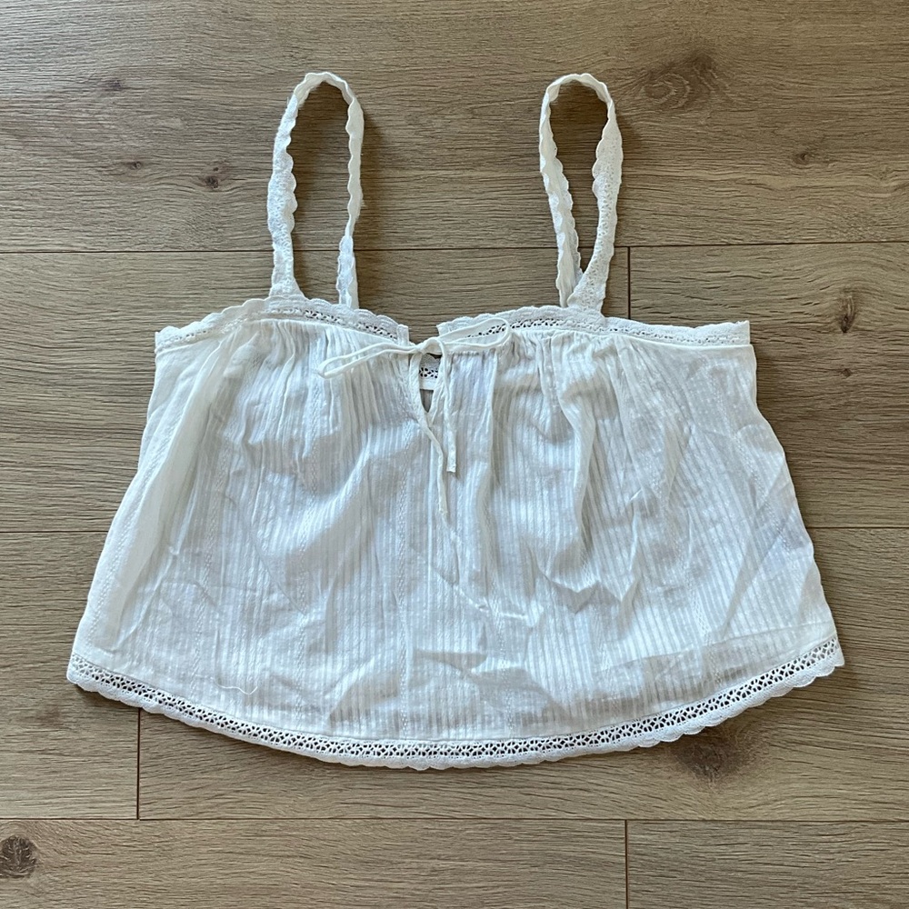 Old Navy White Lace Trim Crop Top